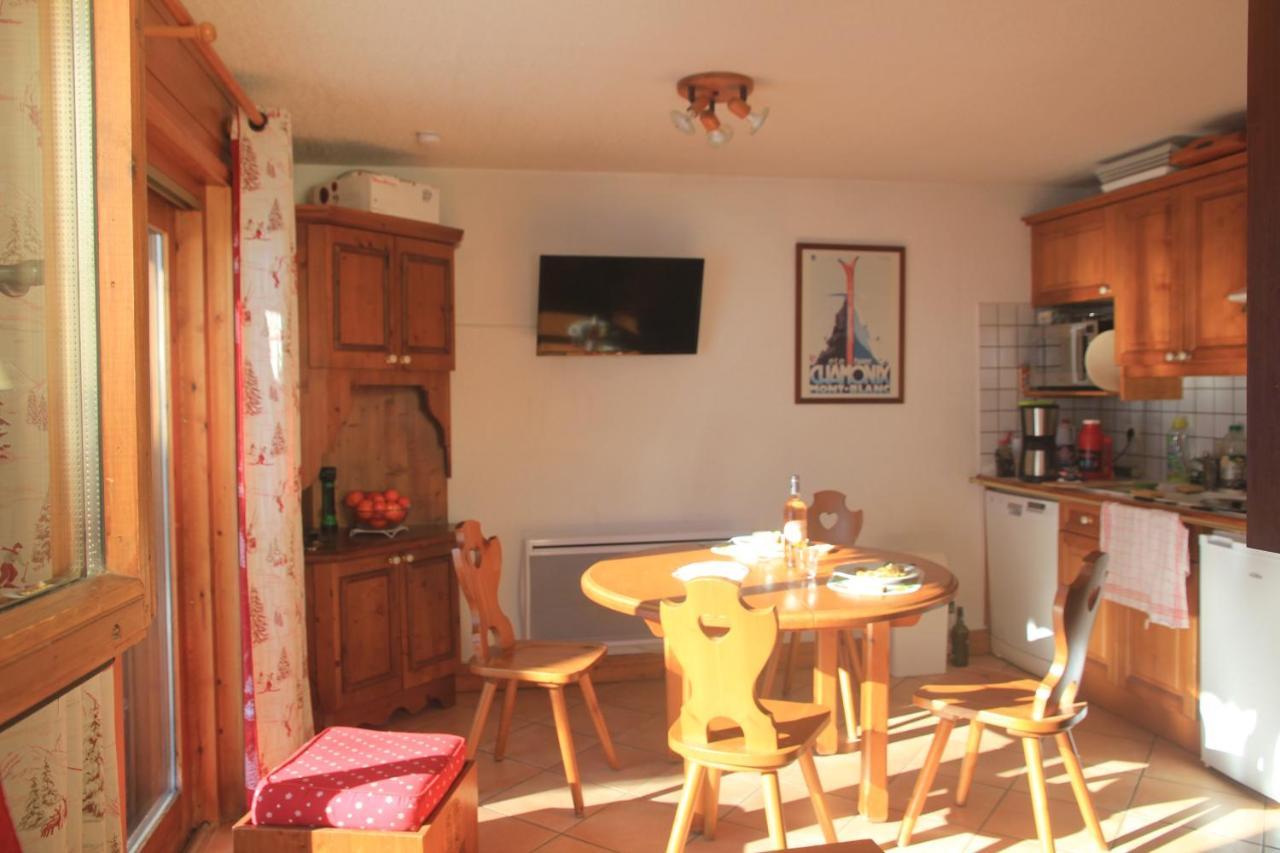 Appartement Chaleureux Les Houches 29 M² Piscine Partagee Экстерьер фото